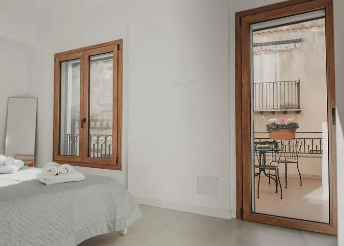 Dimora Le Due Sicilie * צ'פאלו